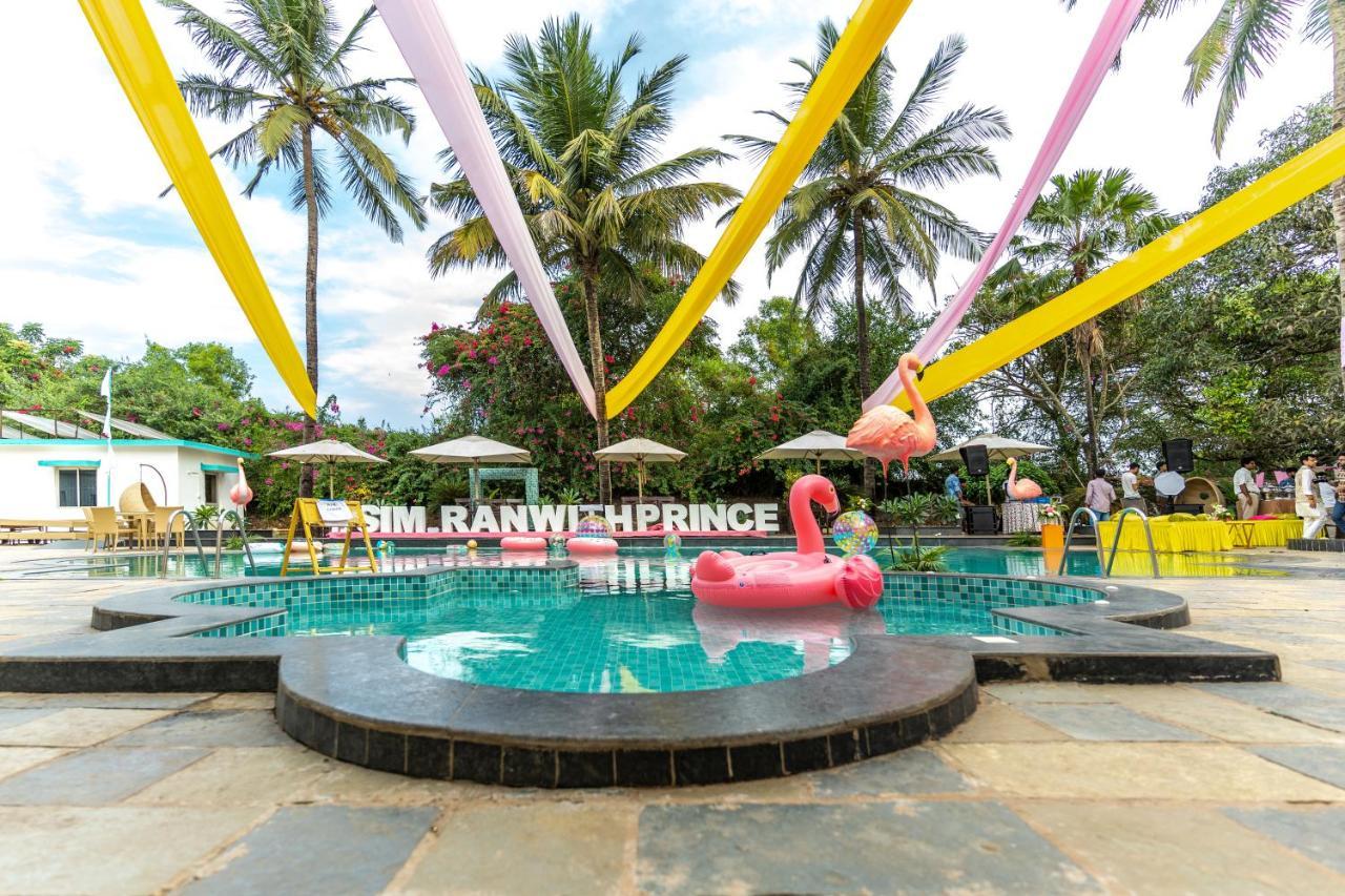 Longuinhos Beach Resort Colva Ngoại thất bức ảnh